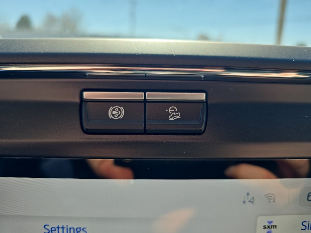 2025 Ford Super Duty F-350 SRW Pickup LARIAT