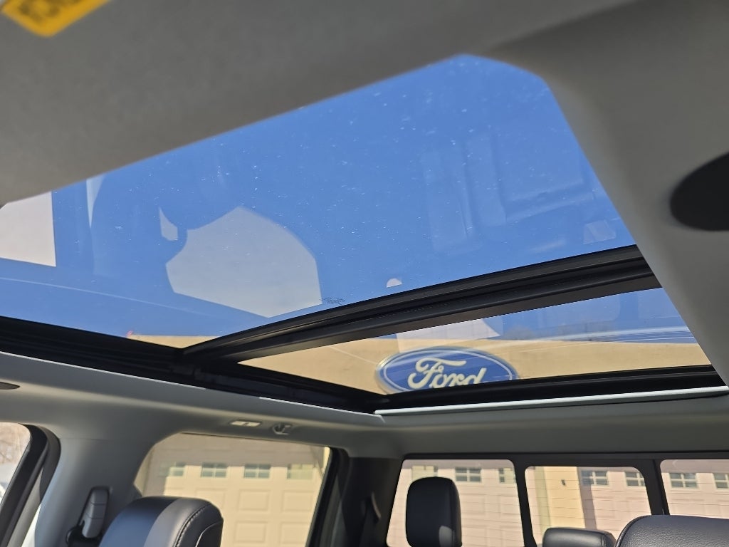 2025 Ford Super Duty F-350 SRW Pickup LARIAT