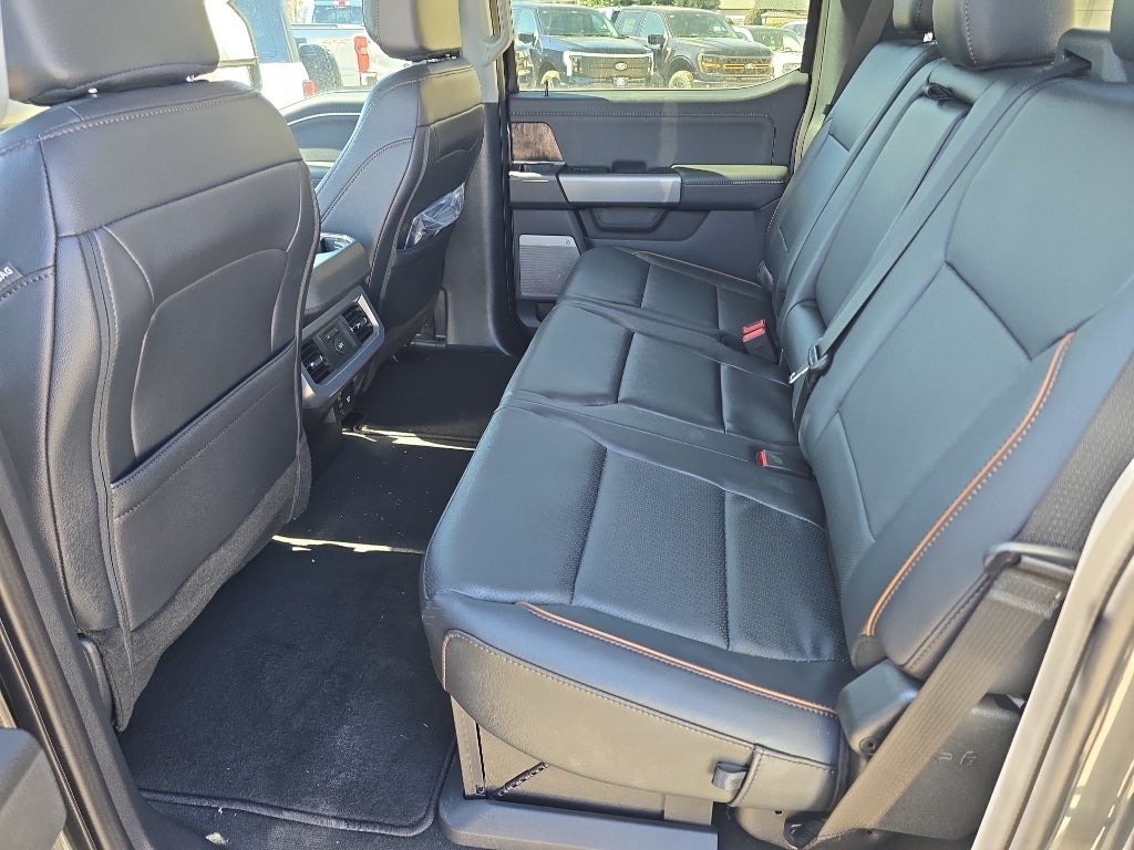 2025 Ford Super Duty F-350 SRW Pickup LARIAT