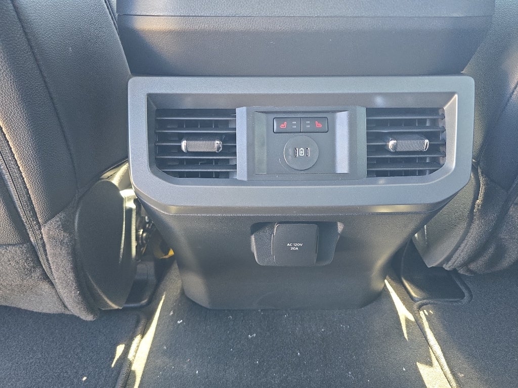 2025 Ford Super Duty F-350 SRW Pickup LARIAT