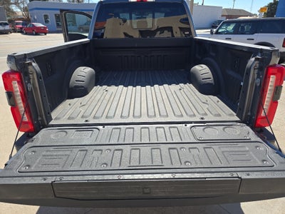 2025 Ford Super Duty F-350 SRW Pickup LARIAT