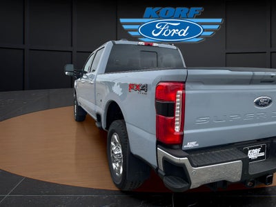 2026 Ford Super Duty F-350 SRW Pickup LARIAT