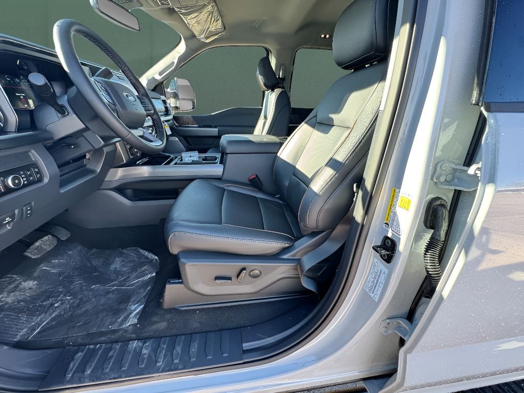 2026 Ford Super Duty F-350 SRW Pickup LARIAT