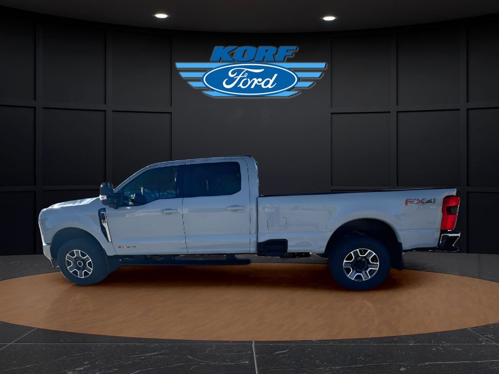 2026 Ford Super Duty F-350 SRW Pickup LARIAT