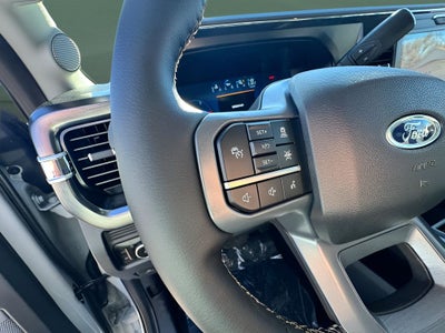 2026 Ford Super Duty F-350 SRW Pickup LARIAT