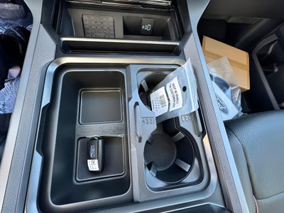 2026 Ford Super Duty F-350 SRW Pickup LARIAT