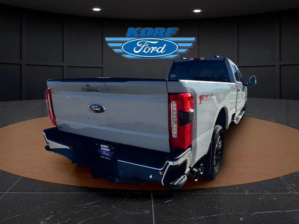 2026 Ford Super Duty F-350 SRW Pickup LARIAT