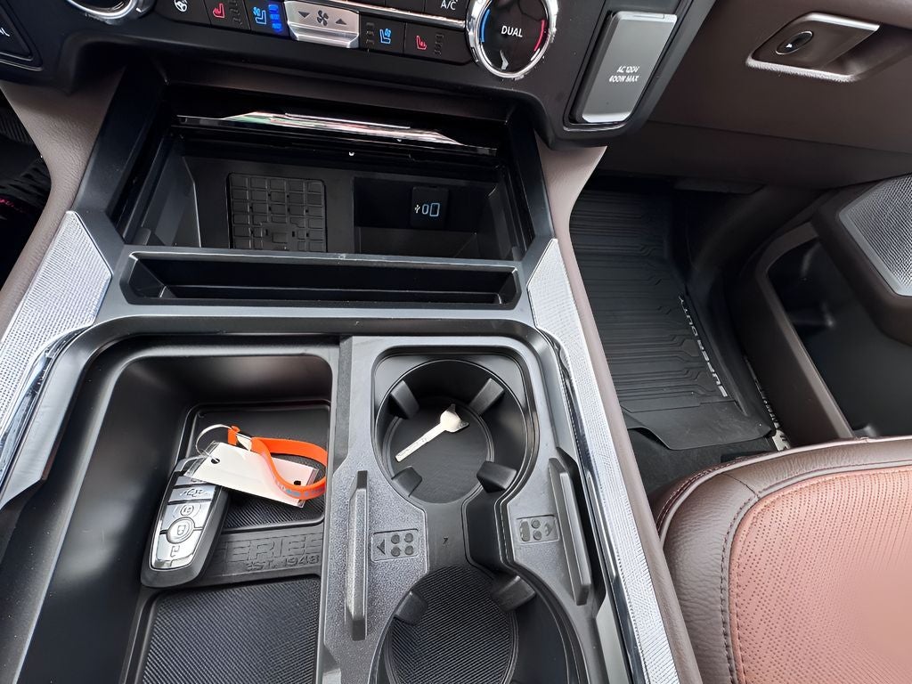 2026 Ford Super Duty F-350 SRW Pickup King Ranch