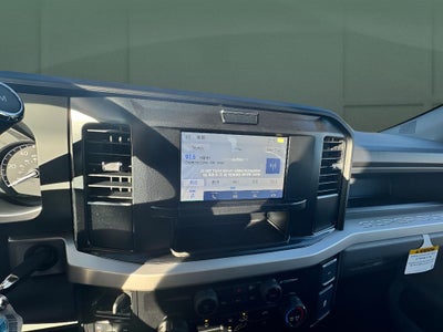 2026 Ford Super Duty F-350 SRW Pickup XL