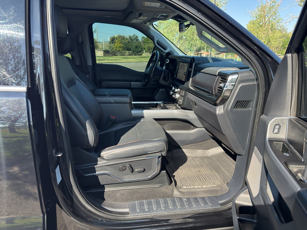 2023 Ford Super Duty F-350 SRW Pickup LARIAT