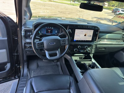 2023 Ford Super Duty F-350 SRW Pickup LARIAT