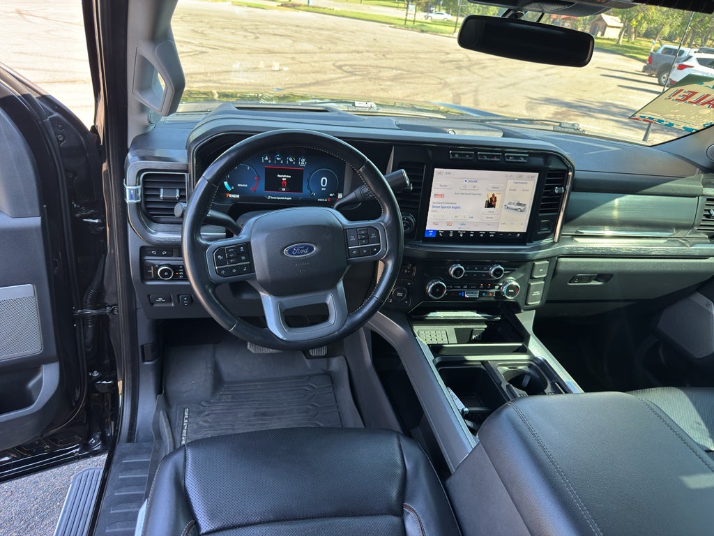 2023 Ford Super Duty F-350 SRW Pickup LARIAT