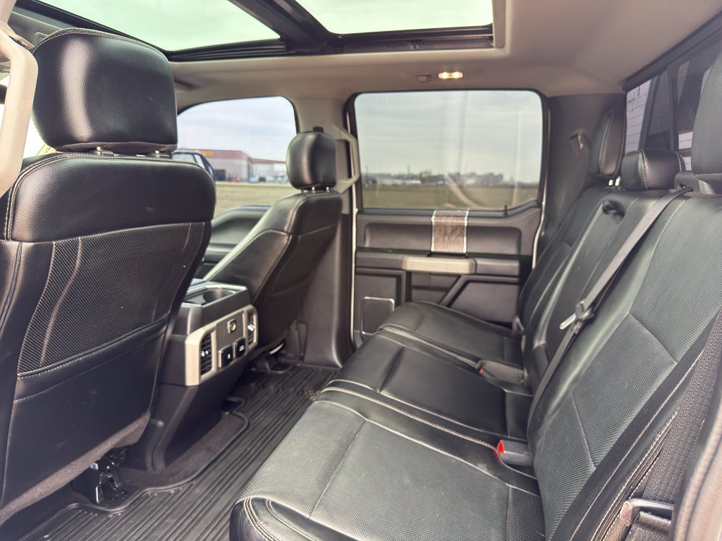 2018 Ford Super Duty F-350 SRW Pickup LARIAT