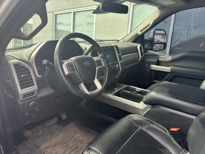 2018 Ford Super Duty F-350 SRW Pickup LARIAT