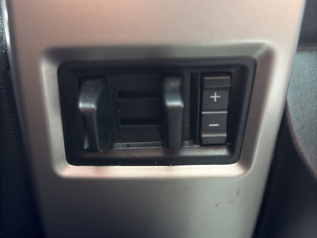 2018 Ford Super Duty F-350 SRW Pickup LARIAT