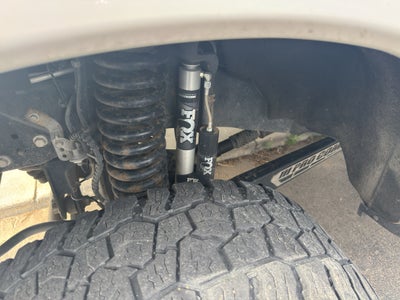 2018 Ford Super Duty F-350 SRW Pickup LARIAT