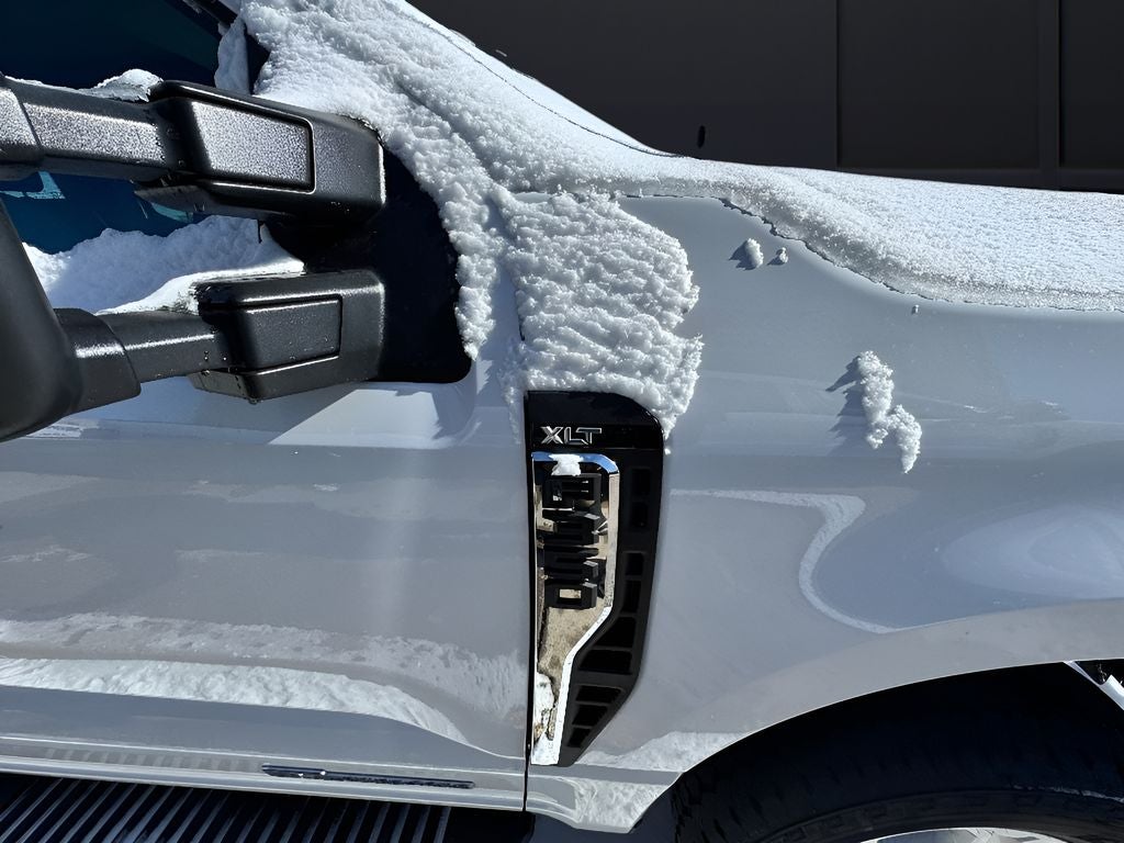 2026 Ford Super Duty F-350 SRW Pickup XLT