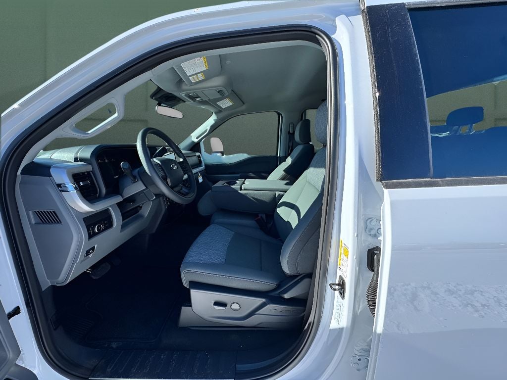 2026 Ford Super Duty F-350 SRW Pickup XLT