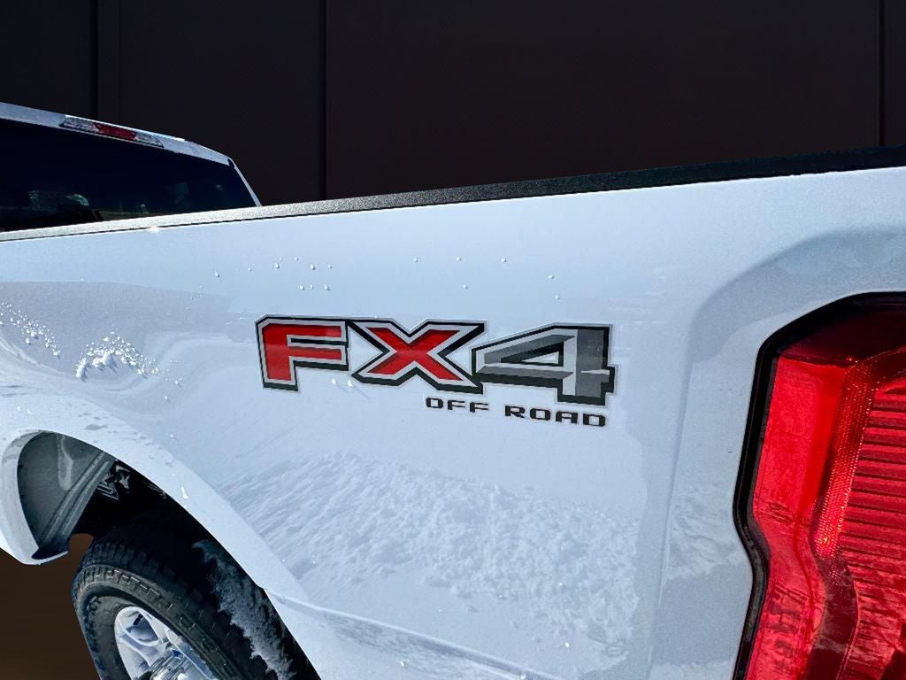 2026 Ford Super Duty F-350 SRW Pickup XLT