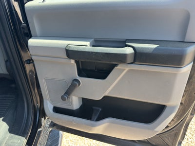 2017 Ford Super Duty F-350 SRW Pickup XL