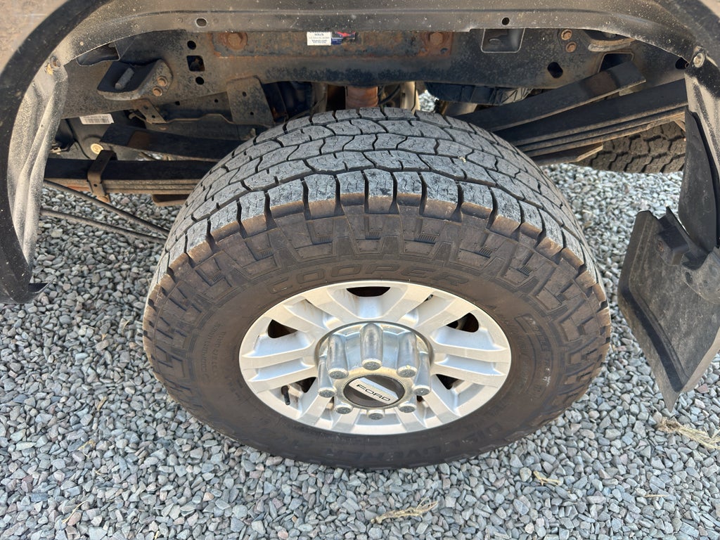 2017 Ford Super Duty F-350 SRW Pickup XL