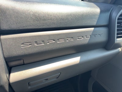 2017 Ford Super Duty F-350 SRW Pickup XL