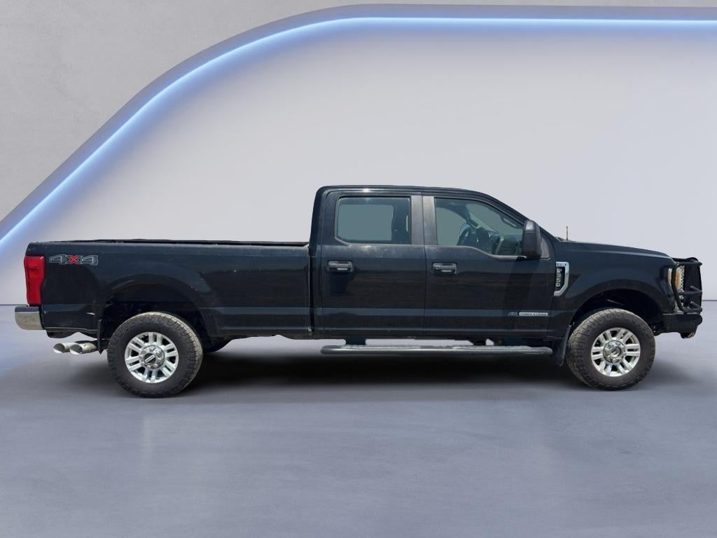 2017 Ford Super Duty F-350 SRW Pickup XL