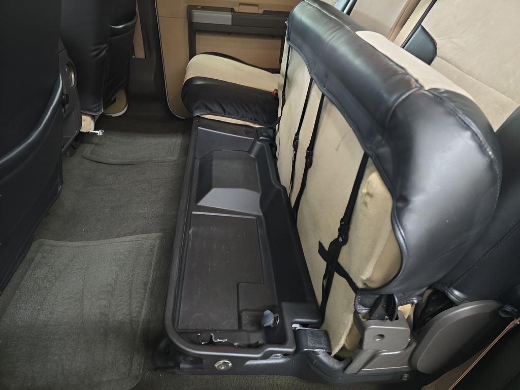 2016 Ford Super Duty F-350 SRW Pickup LARIAT