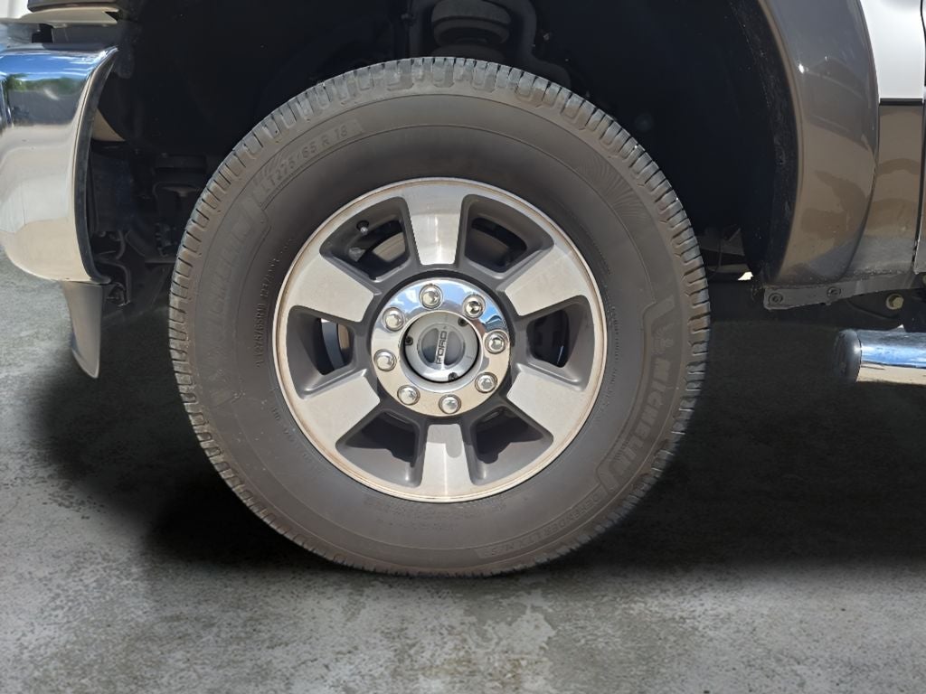 2016 Ford Super Duty F-350 SRW Pickup LARIAT