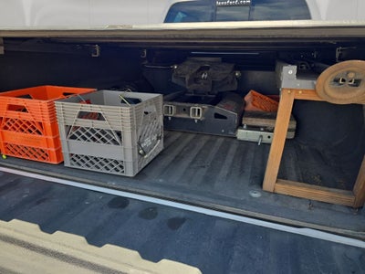2016 Ford Super Duty F-350 SRW Pickup LARIAT