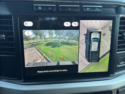 2023 Ford Super Duty F-350 SRW Pickup XLT