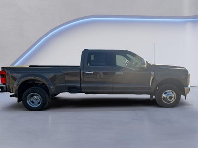 2027 Ford F-350 Base