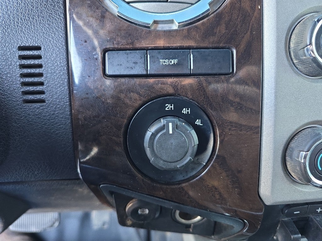 2015 Ford Super Duty F-350 DRW Pickup Platinum