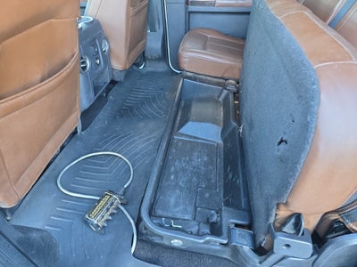 2015 Ford Super Duty F-350 DRW Pickup Platinum