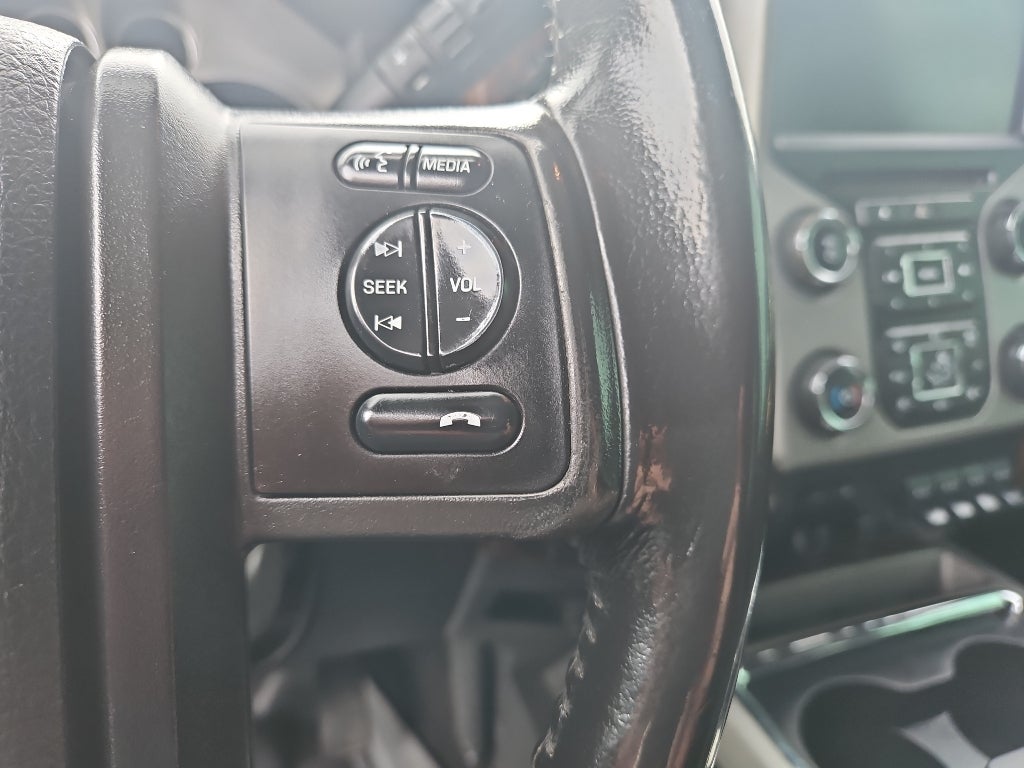 2015 Ford Super Duty F-350 DRW Pickup Lariat