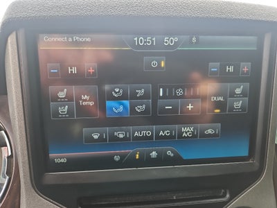 2015 Ford Super Duty F-350 DRW Pickup Lariat