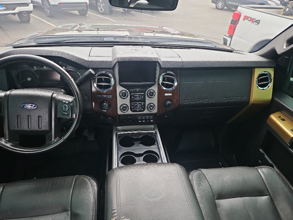 2015 Ford Super Duty F-350 DRW Pickup Lariat