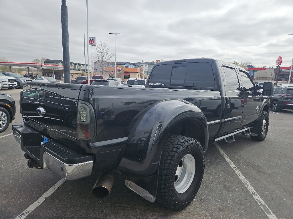 2015 Ford Super Duty F-350 DRW Pickup Lariat