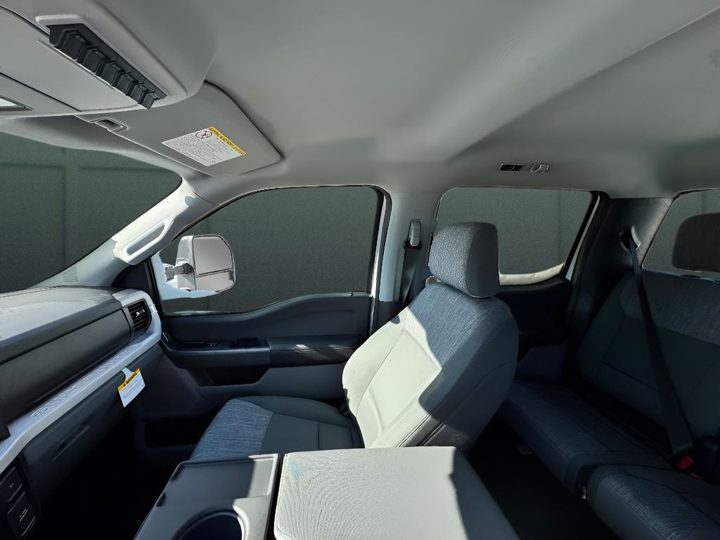 2026 Ford Super Duty F-350 DRW Pickup XLT