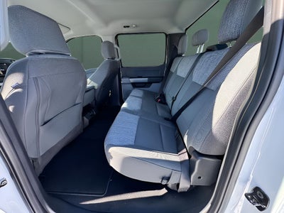 2026 Ford Super Duty F-350 DRW Pickup XLT