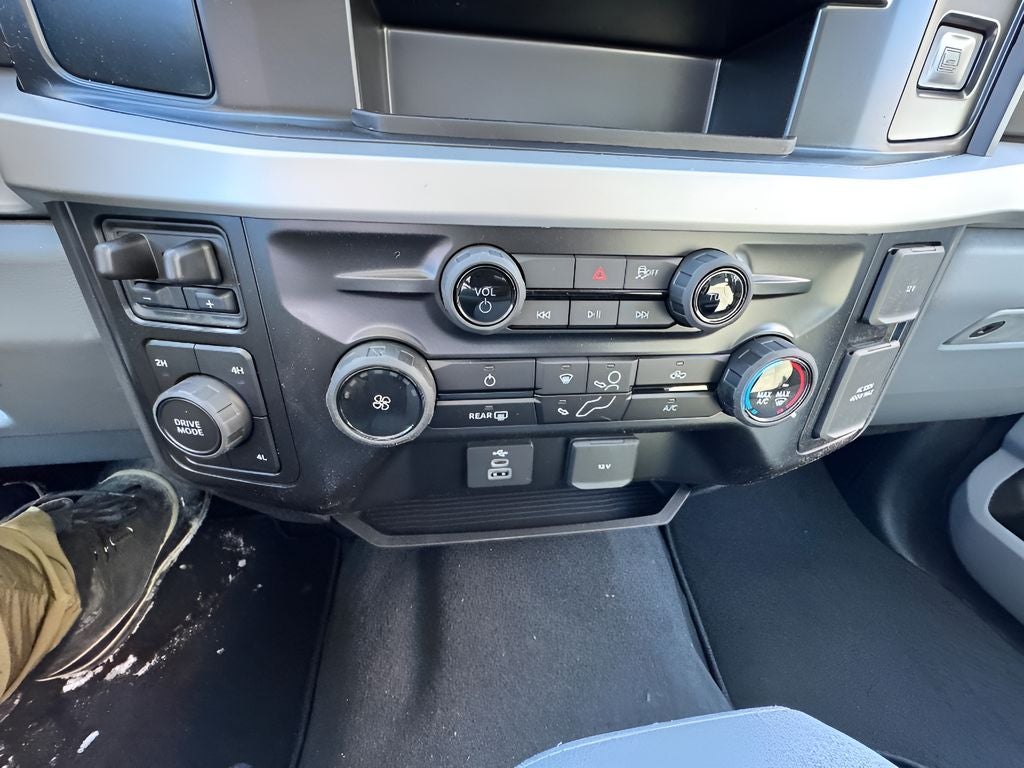 2026 Ford Super Duty F-350 DRW Pickup XLT