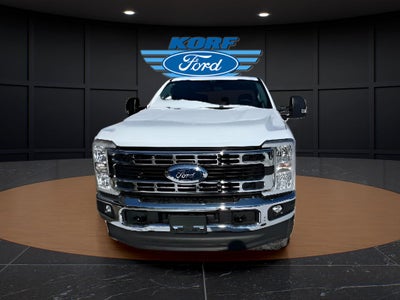 2026 Ford Super Duty F-350 DRW Pickup XLT