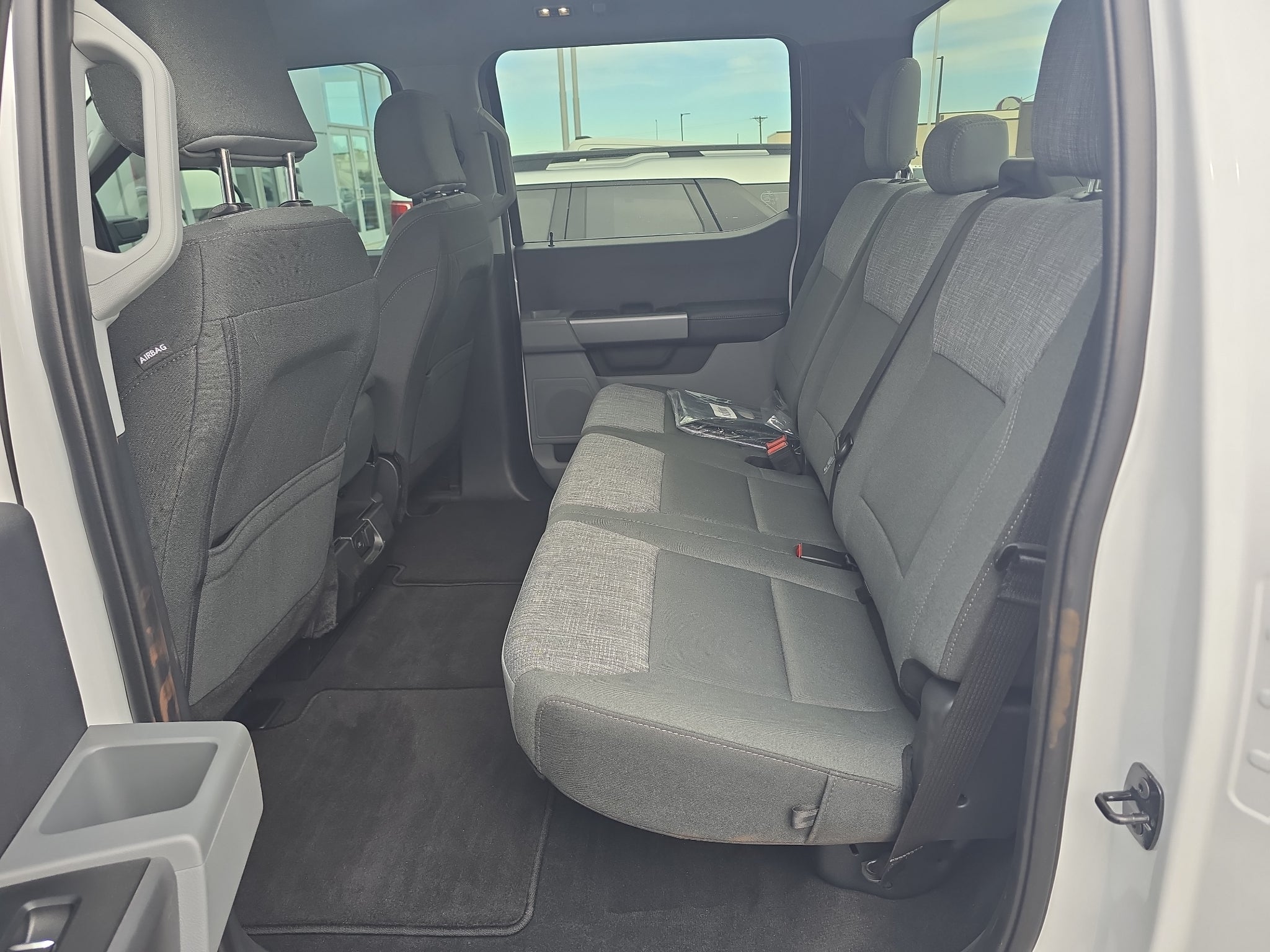 2026 Ford Super Duty F-450 Pickup 3S