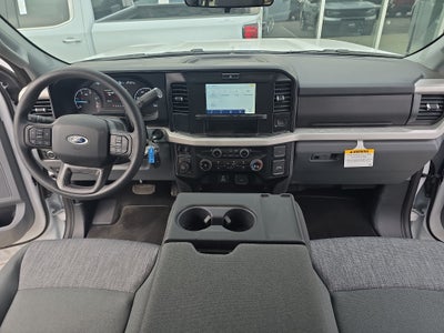 2026 Ford Super Duty F-450 Pickup 3S