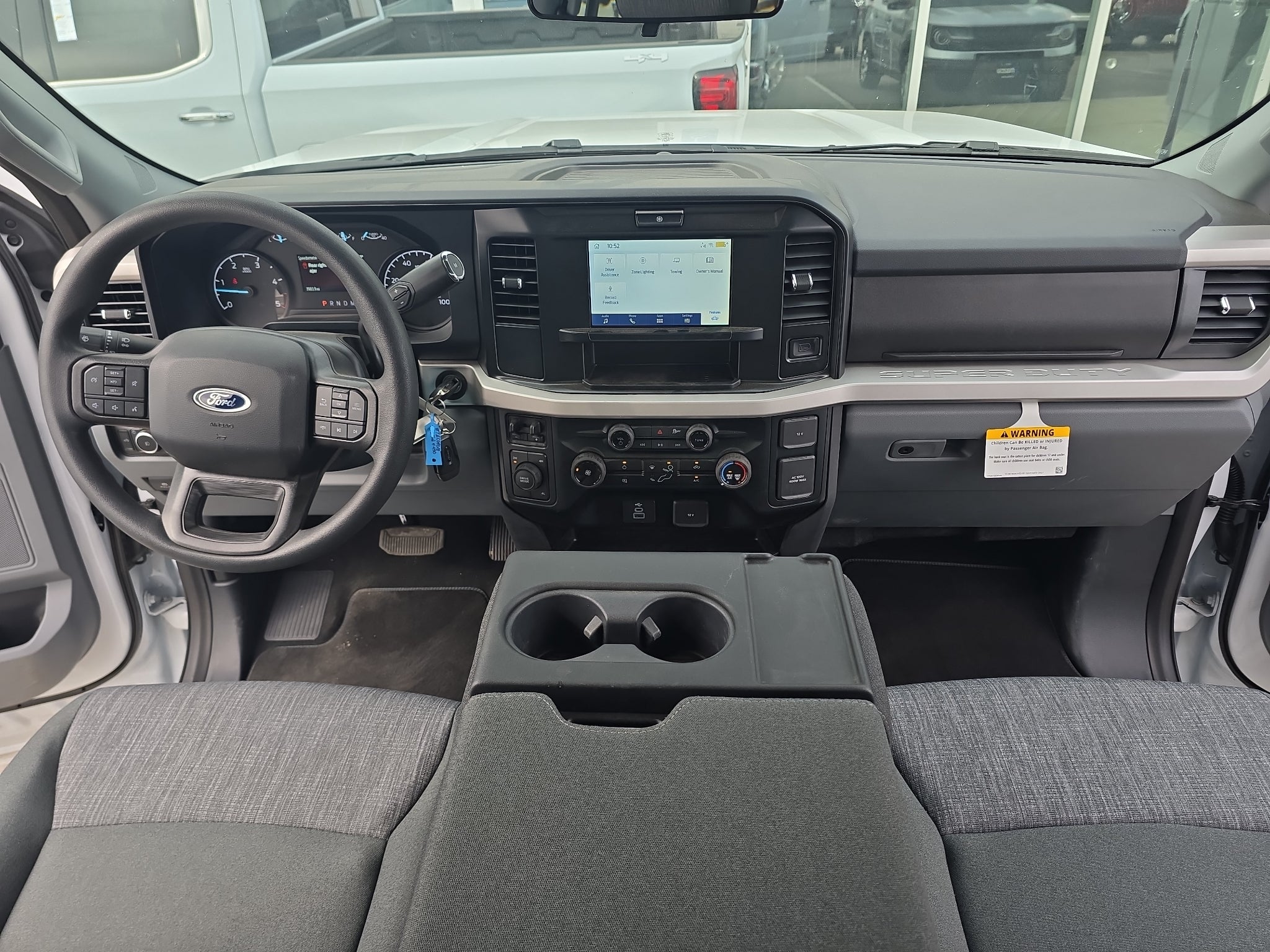 2026 Ford Super Duty F-450 Pickup 3S