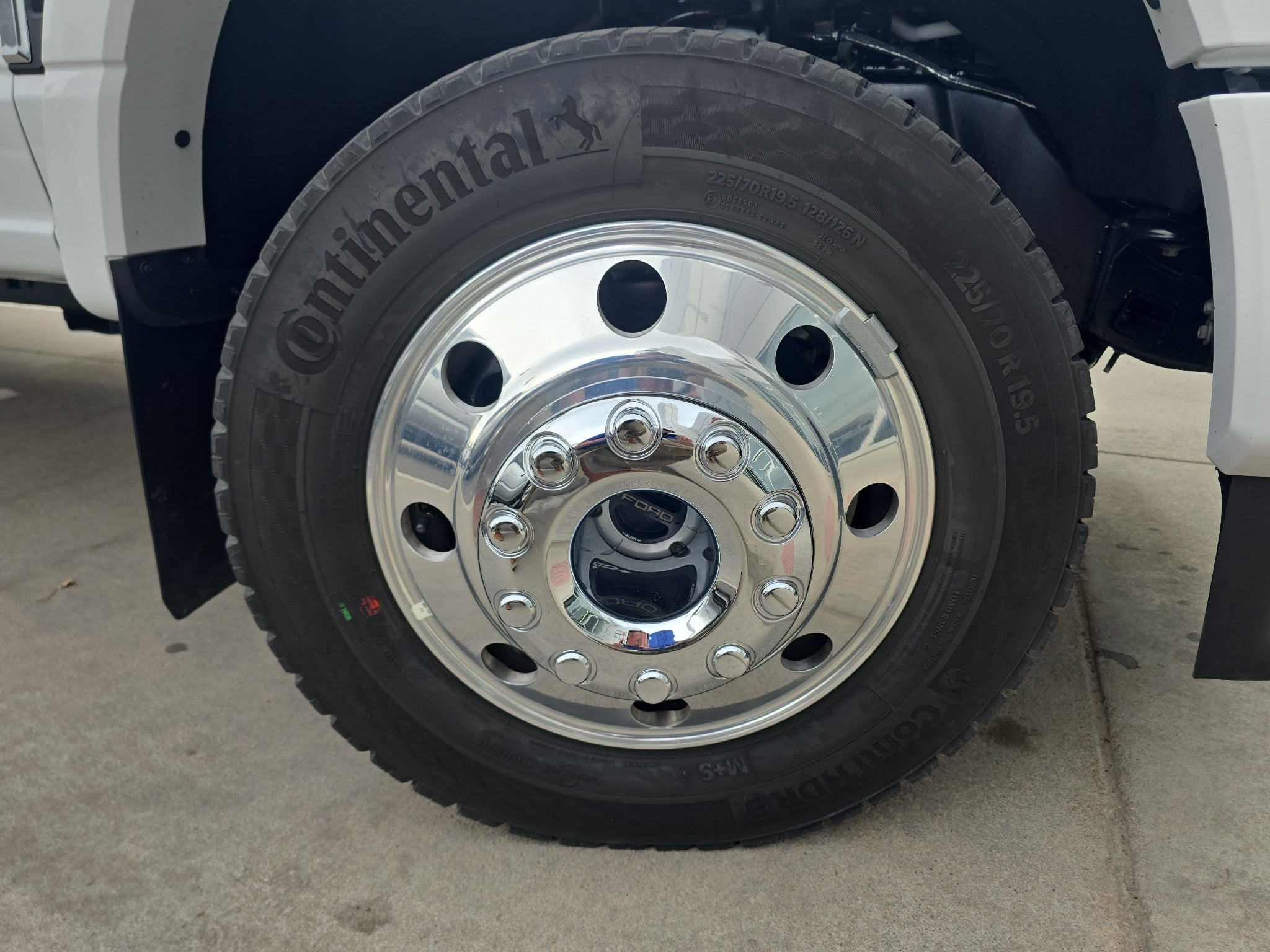 2026 Ford Super Duty F-450 Pickup 3S