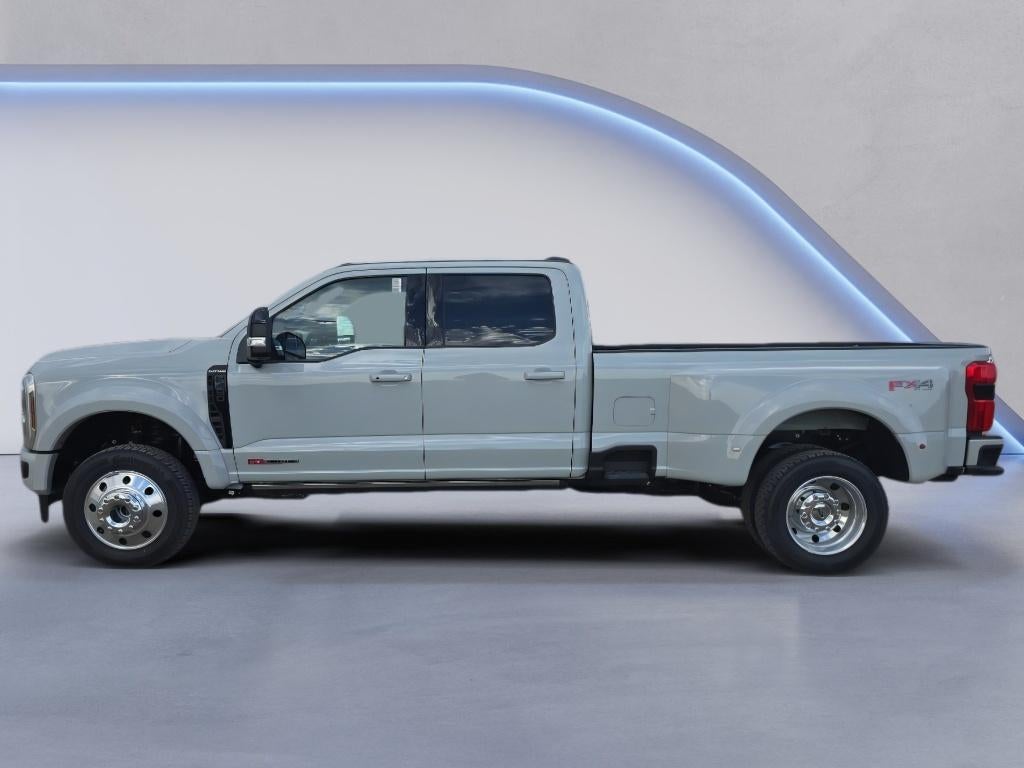 2026 Ford F-450 Base