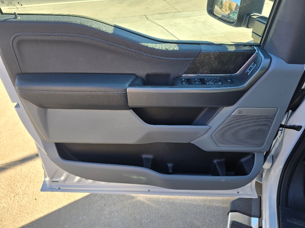 2027 Ford F-450 Base