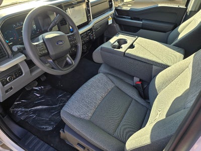 2027 Ford F-450 Base