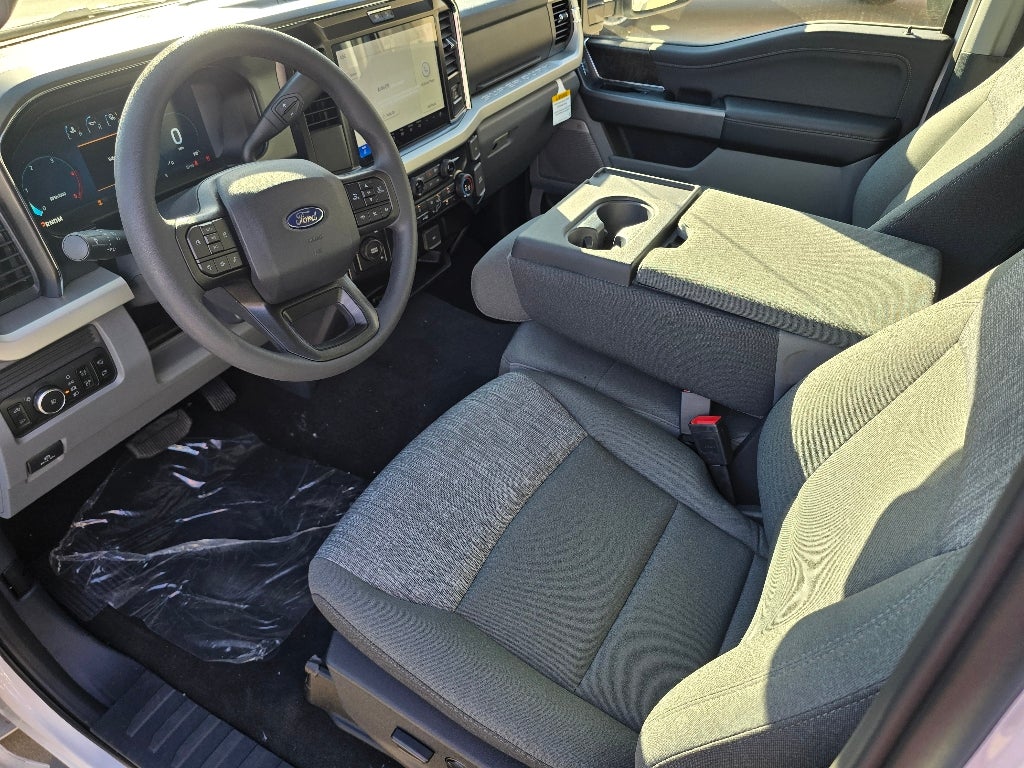 2027 Ford F-450 Base